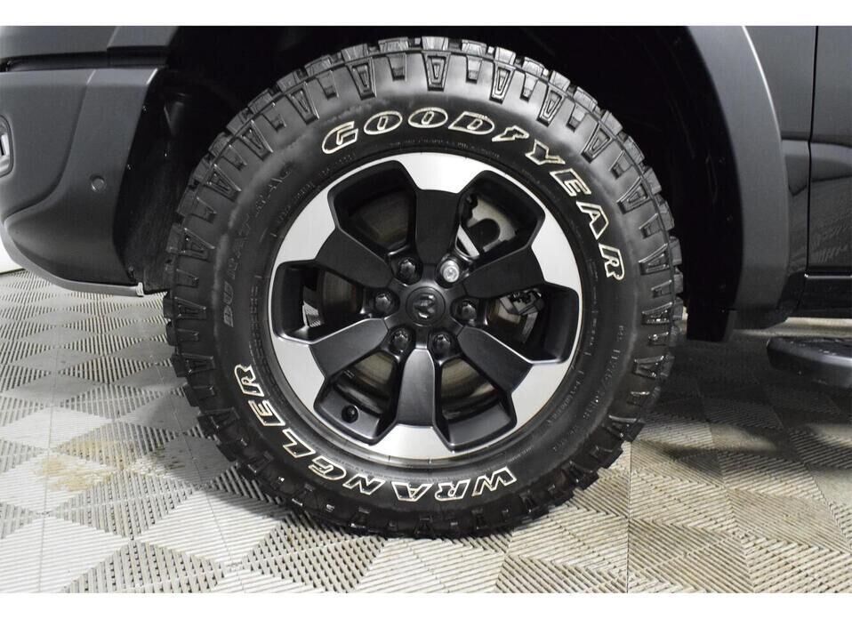 RAM 1500, V Quad Cab eTorque 5.7 AT (395 л.с.) 4WD