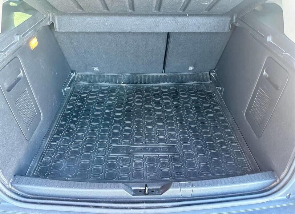 Renault Kaptur, I 1.6 CVT (114 л.с.)