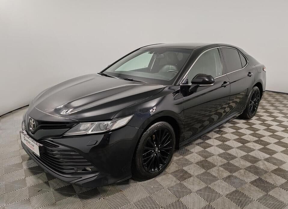 Toyota Camry 2.5 AT (181 л.с.)