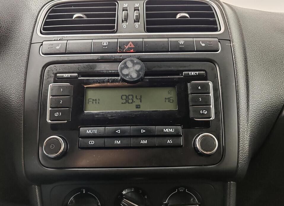 Volkswagen Polo, V 1.6 AT (105 л.с.)