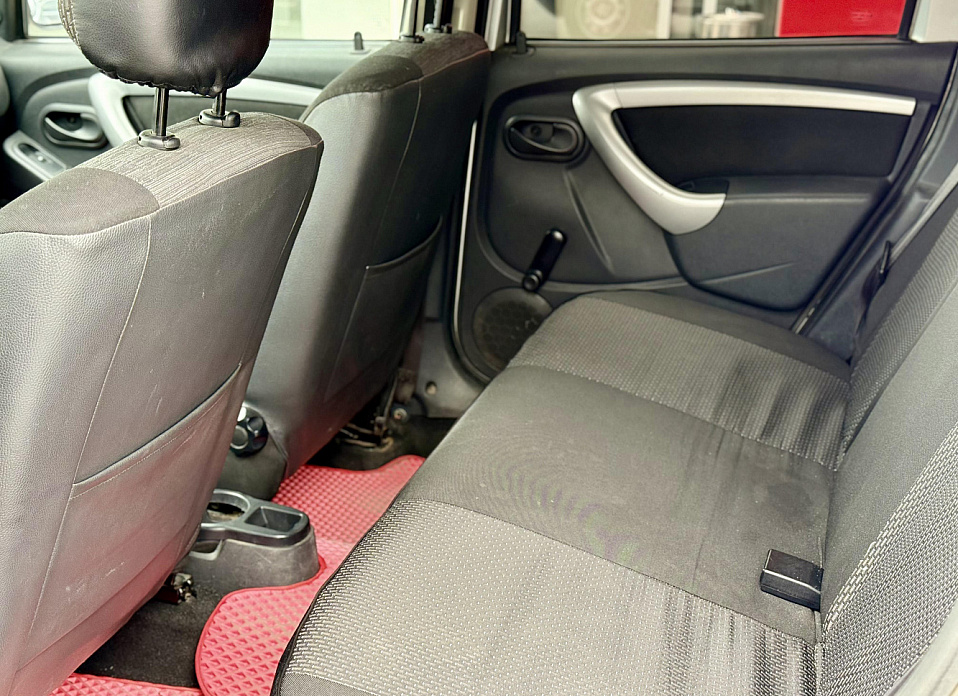 Renault Duster, I 1.6 MT (102 л.с.) 4WD