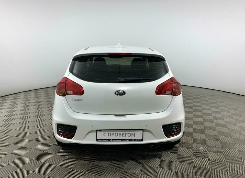 Kia Ceed 1.6 AT (130 л.с.)