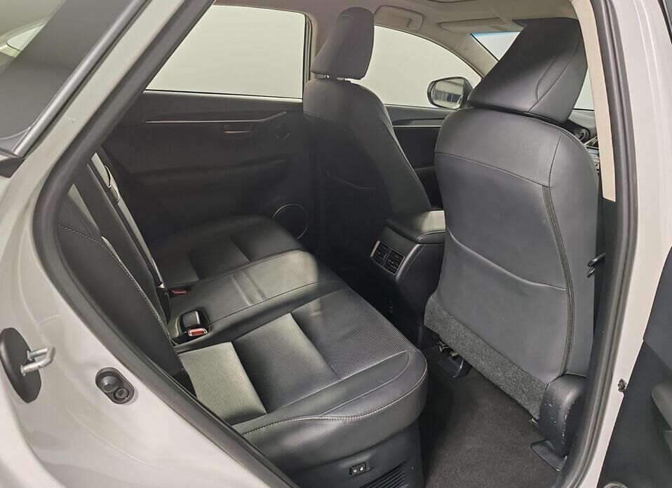 Lexus NX, I 300h 2.5hyb CVT (155 л.с.) 4WD