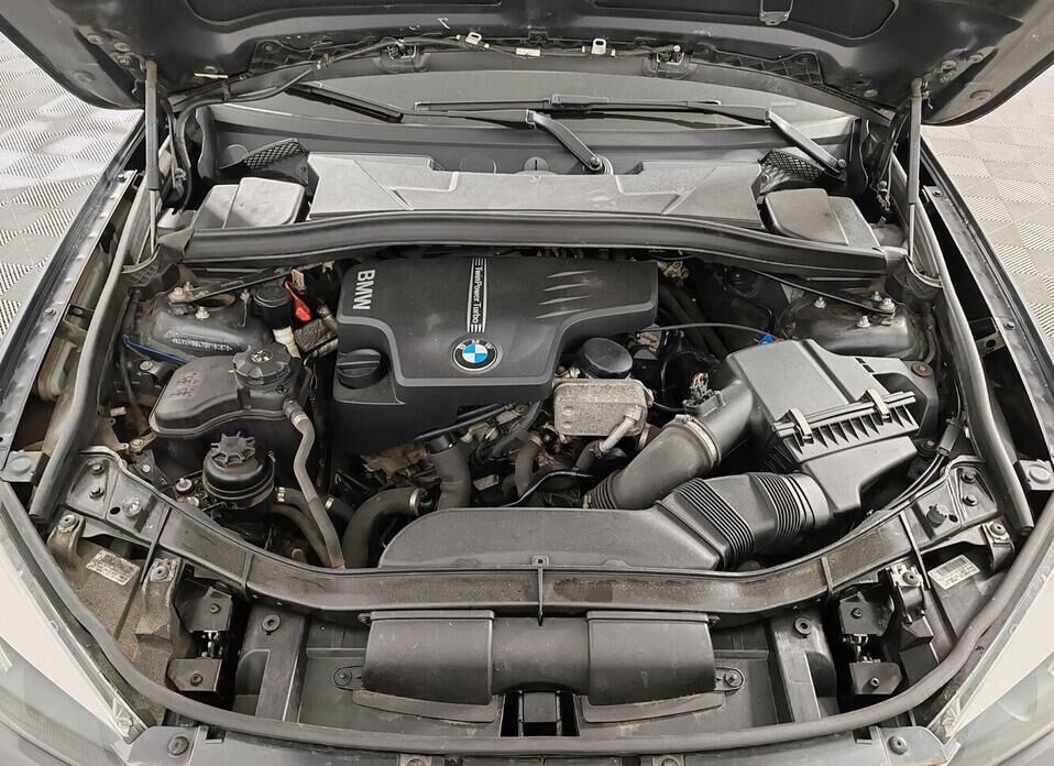 BMW X1, I (E84) Рестайлинг 20i 2.0 AT (184 л.с.) 4WD