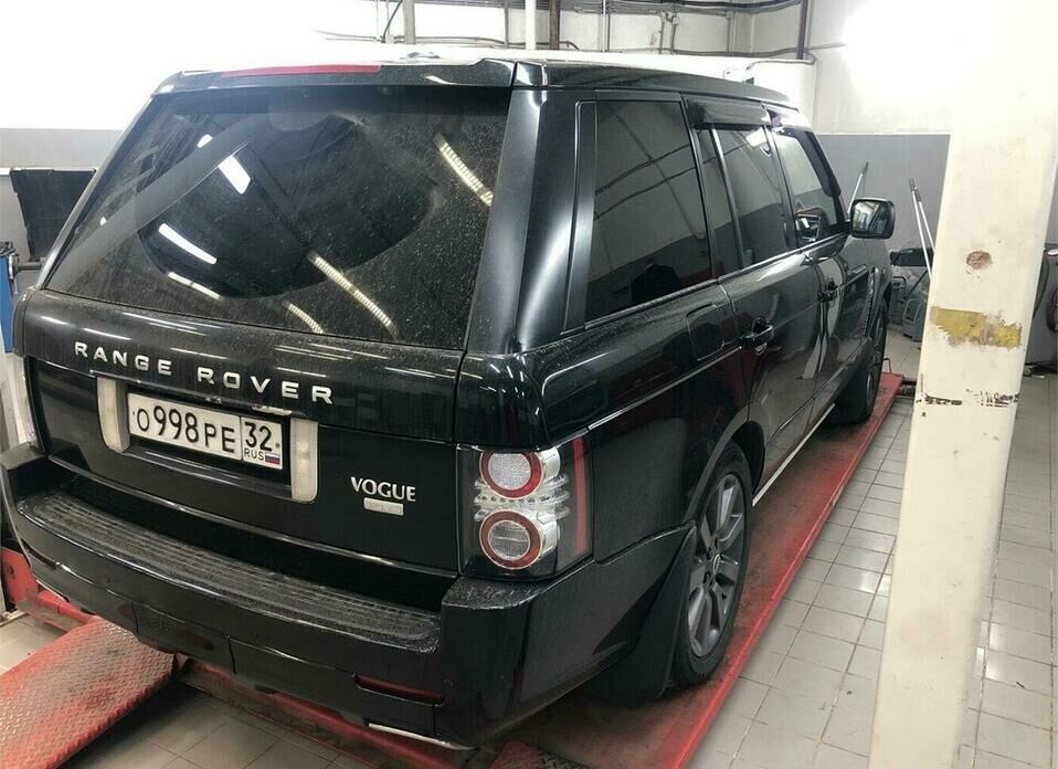 Land Rover Range Rover 4.4d AT (313 л.с.) 4WD