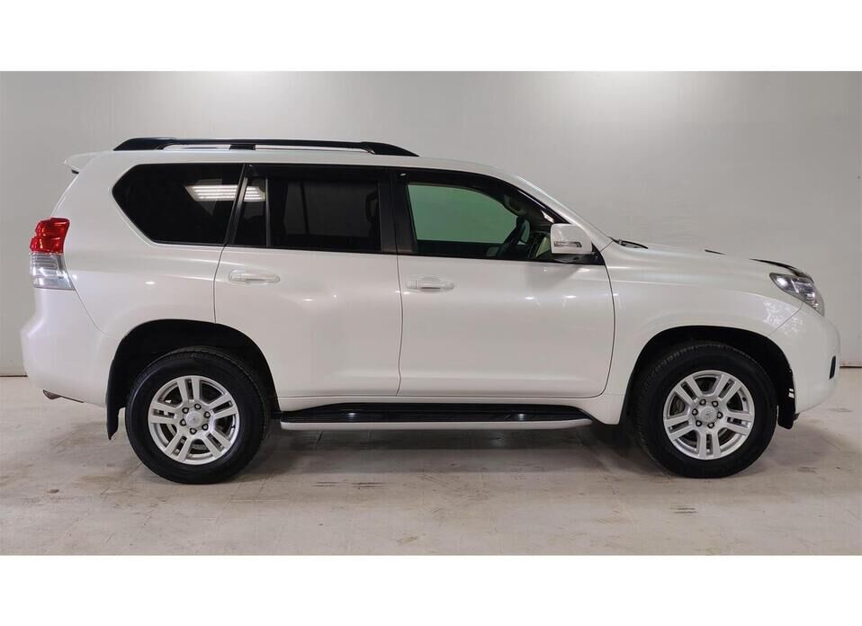 Toyota Land Cruiser Prado 3.0d AT (173 л.с.) 4WD