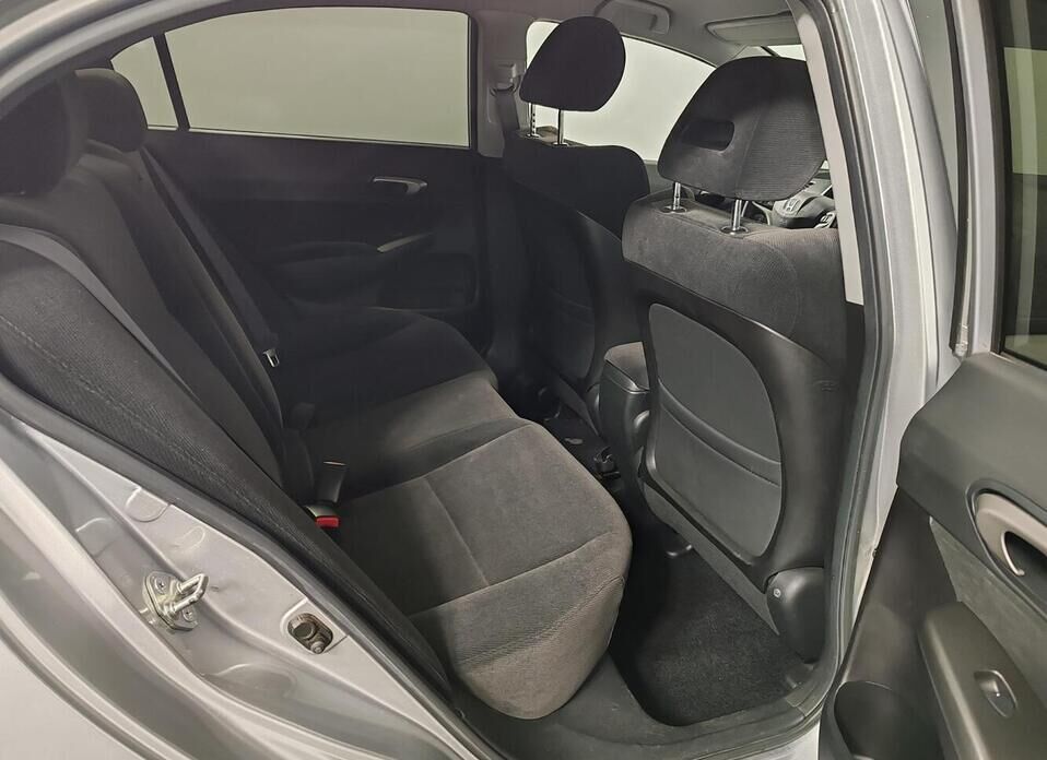 Honda Civic, VIII 1.8 AT (140 л.с.)