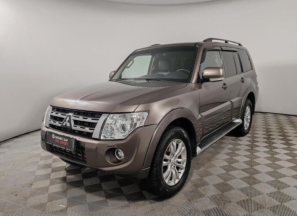Mitsubishi Pajero, IV Рестайлинг 1 3.0 AT (178 л.с.) 4WD