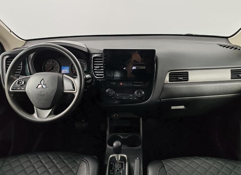Mitsubishi Outlander, III Рестайлинг 2 2.0 CVT (146 л.с.)