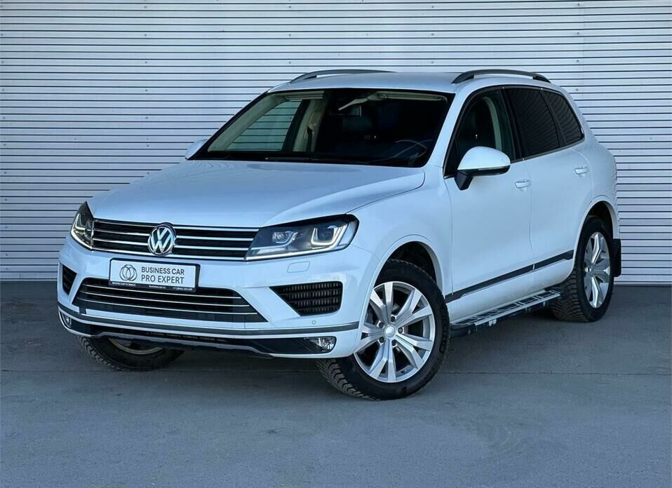 Volkswagen Touareg 3.0d AT (245 л.с.) 4WD