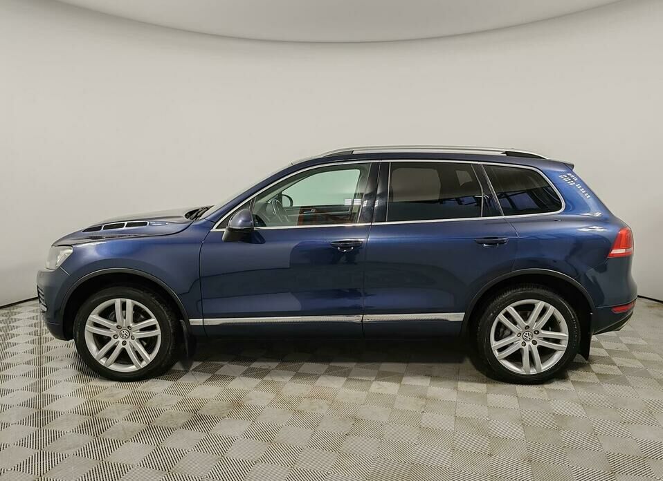 Volkswagen Touareg 3.0d AT (245 л.с.) 4WD