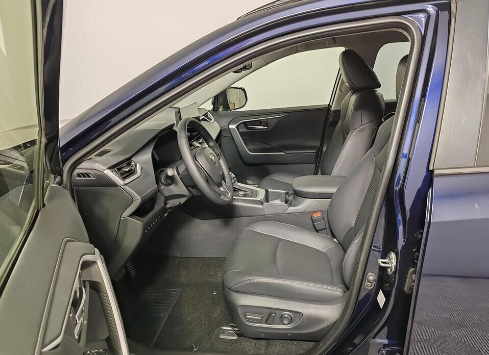 Toyota RAV4, V (XA50) 2.0 CVT (173 л.с.) 4WD