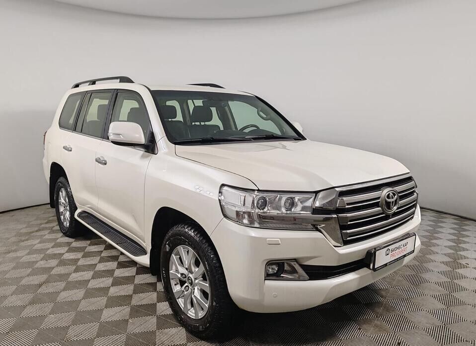 Toyota Land Cruiser, 200 Series Рестайлинг 2 4.5d AT (249 л.с.) 4WD