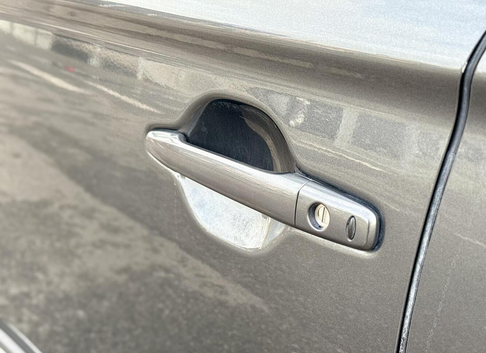 Mitsubishi Outlander, III Рестайлинг 3 2.0 CVT (146 л.с.) 4WD