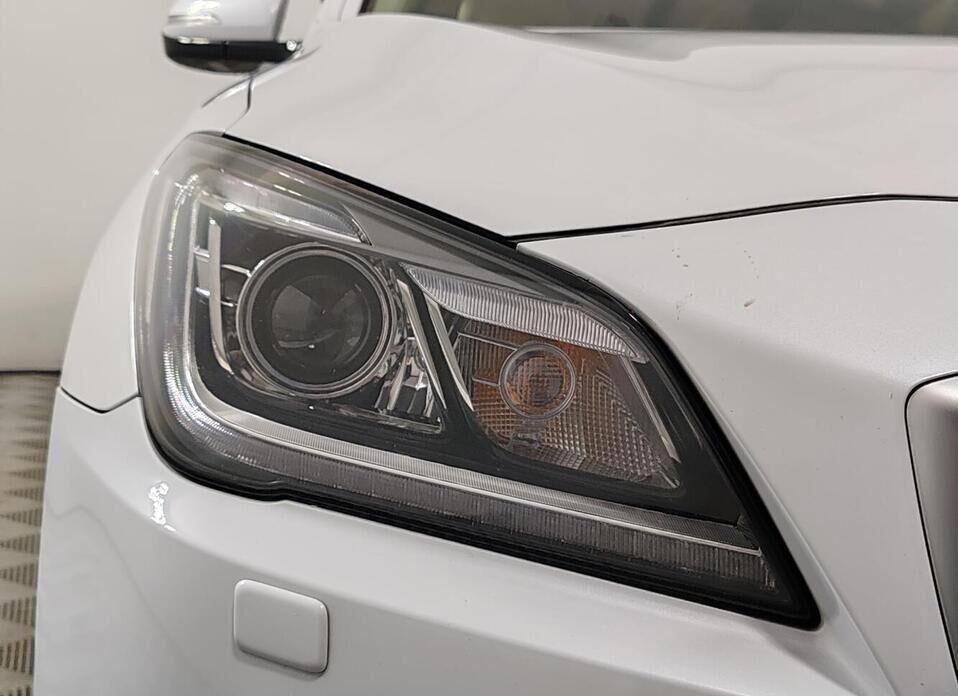 Hyundai Genesis, II 3.0 AT (249 л.с.) 4WD