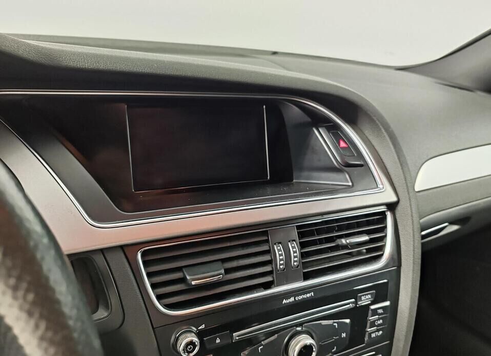 Audi A4, IV (B8) Рестайлинг 2.0 AMT (211 л.с.) 4WD