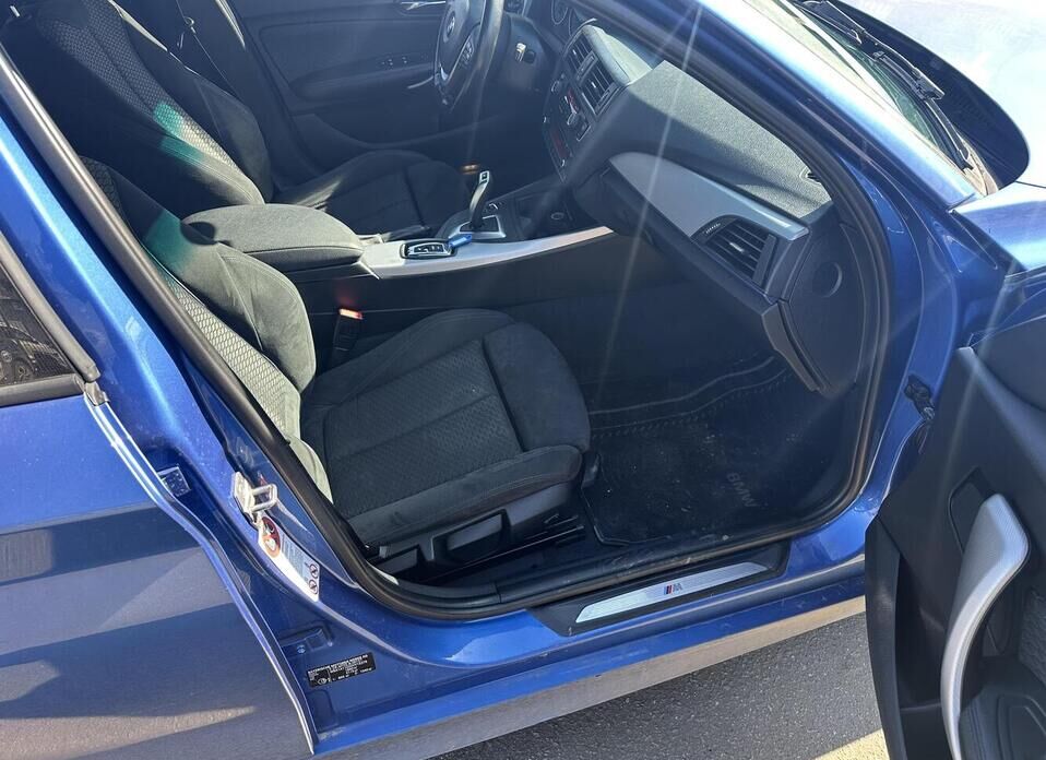 BMW 1 серии, II (F20/F21) 116i 1.6 AT (136 л.с.)