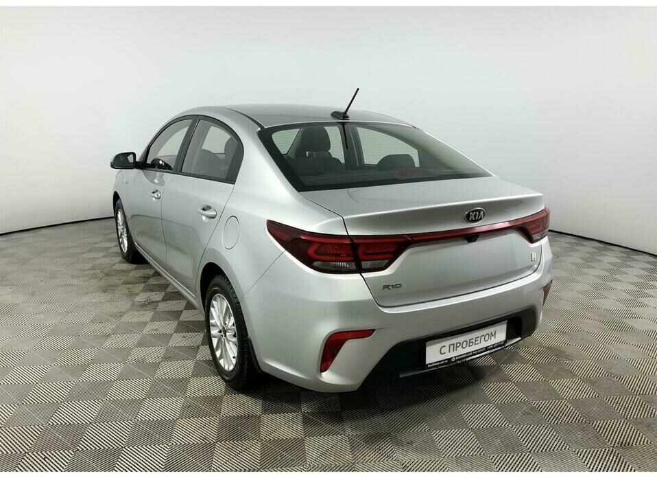 Kia Rio 1.6 AT (123 л.с.)