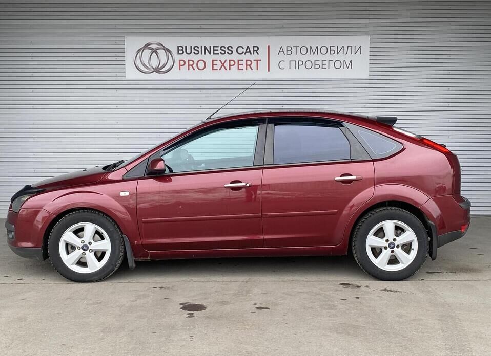 Ford Focus, II Рестайлинг 1.8 MT (125 л.с.)