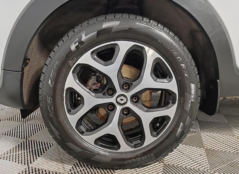 Renault Kaptur, I 2.0 MT (143 л.с.) 4WD