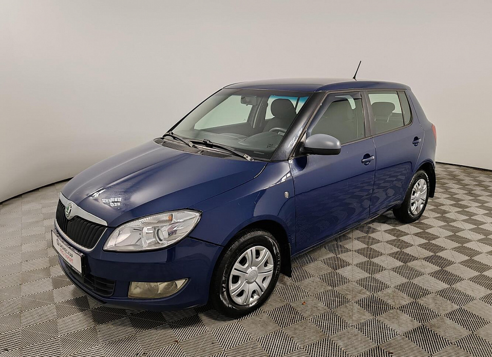 Skoda Fabia, II Рестайлинг 1.4 MT (86 л.с.)