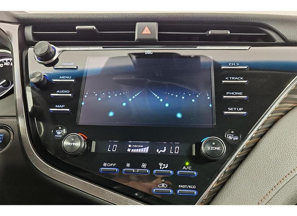 Toyota Camry 3.5 AT (249 л.с.)