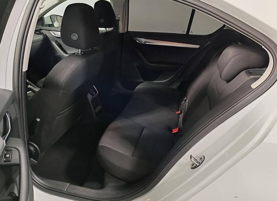 Skoda Octavia, III (A7) 1.4 AMT (150 л.с.)