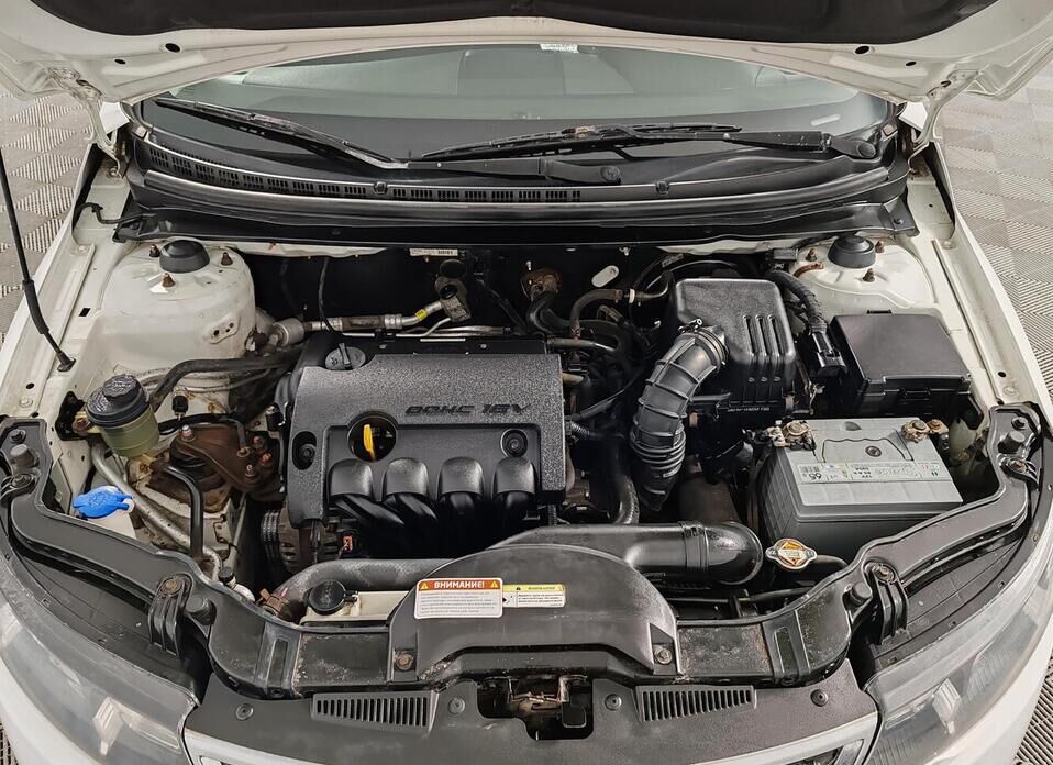 Kia Cerato, II 5-speed 1.6 MT (126 л.с.)