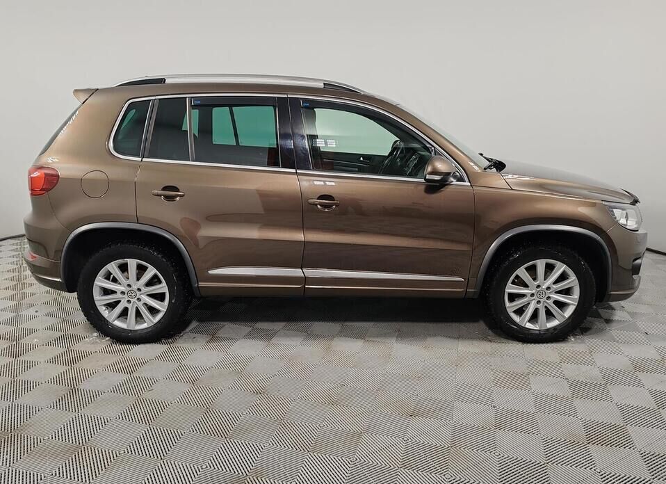 Volkswagen Tiguan, I Рестайлинг 2.0 AMT (210 л.с.) 4WD