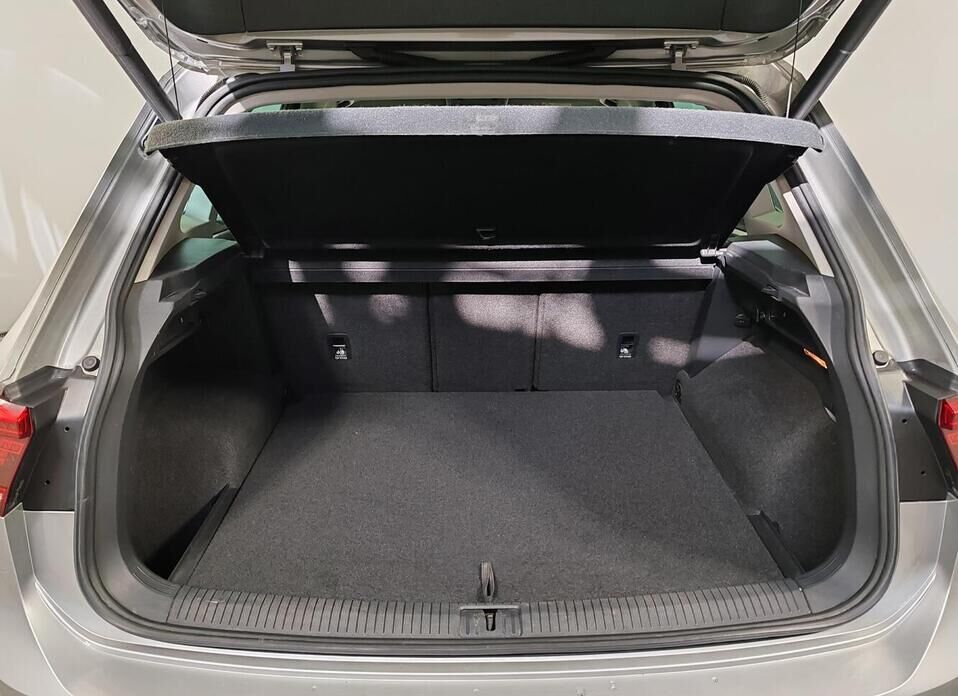 Volkswagen Tiguan, II 2.0 AMT (180 л.с.) 4WD