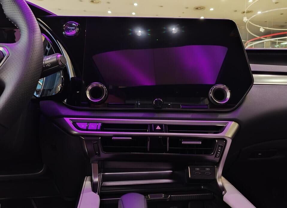 Lexus RX, V 500h 2.4hyb AT (371 л.с.) 4WD