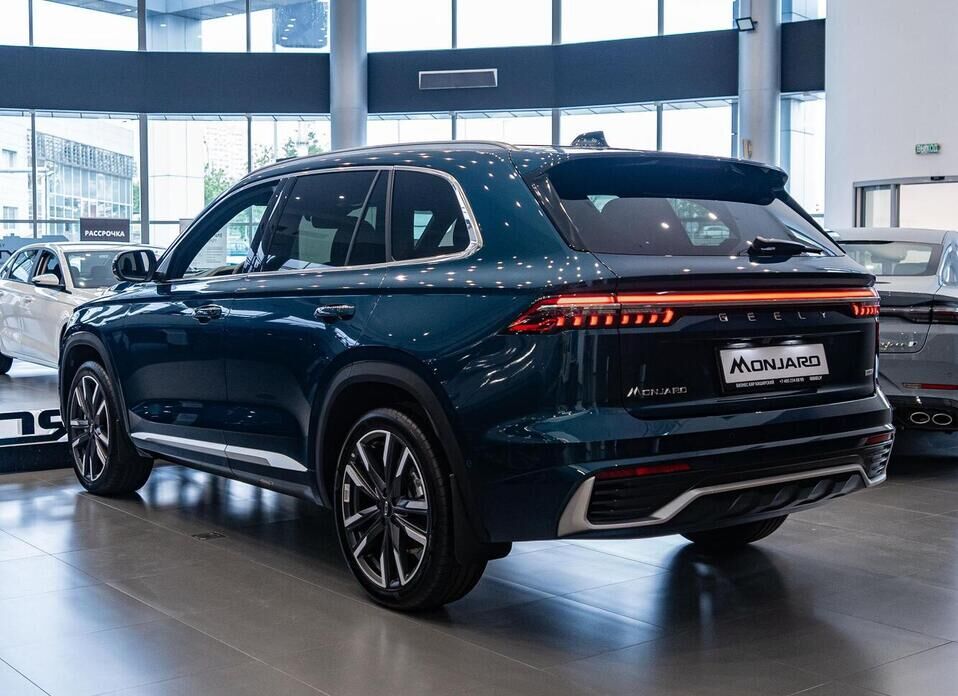 Geely Monjaro 2.0 AT (238 л.с.) 4WD
