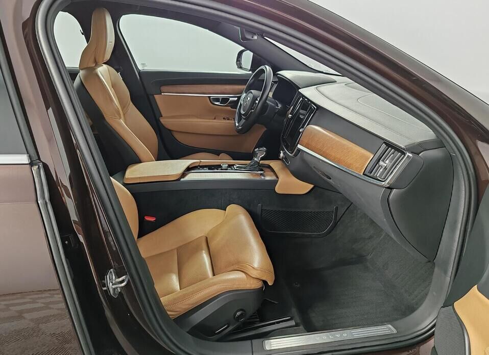 Volvo S90, II 2.0 AT (190 л.с.)