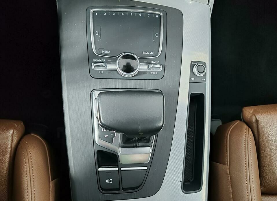 Audi Q5 2.0d AMT (163 л.с.) 4WD