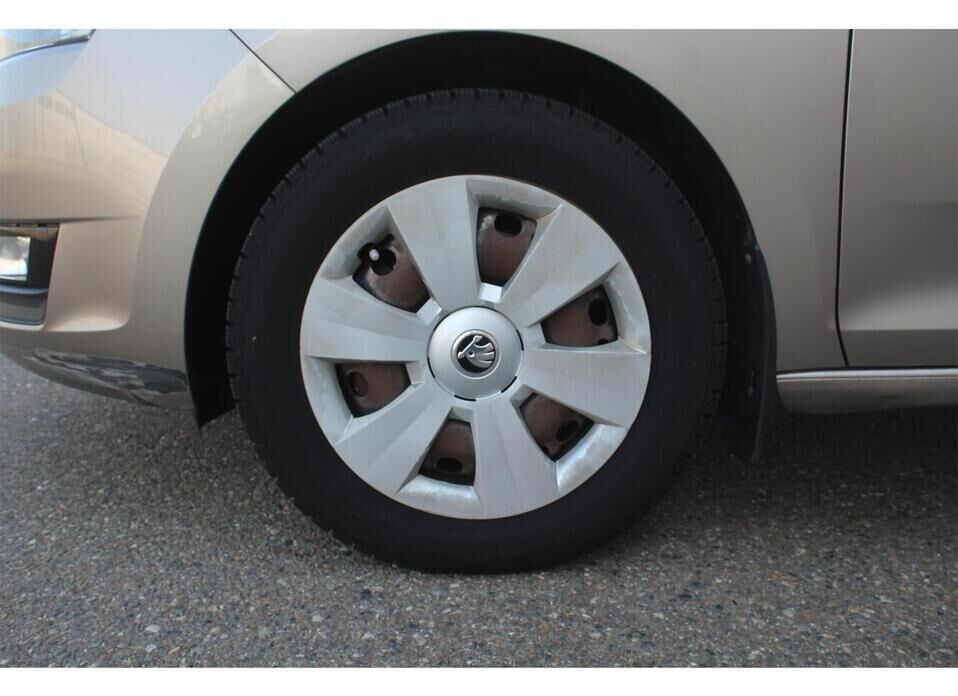 Skoda Rapid 1.6 AT (110 л.с.)