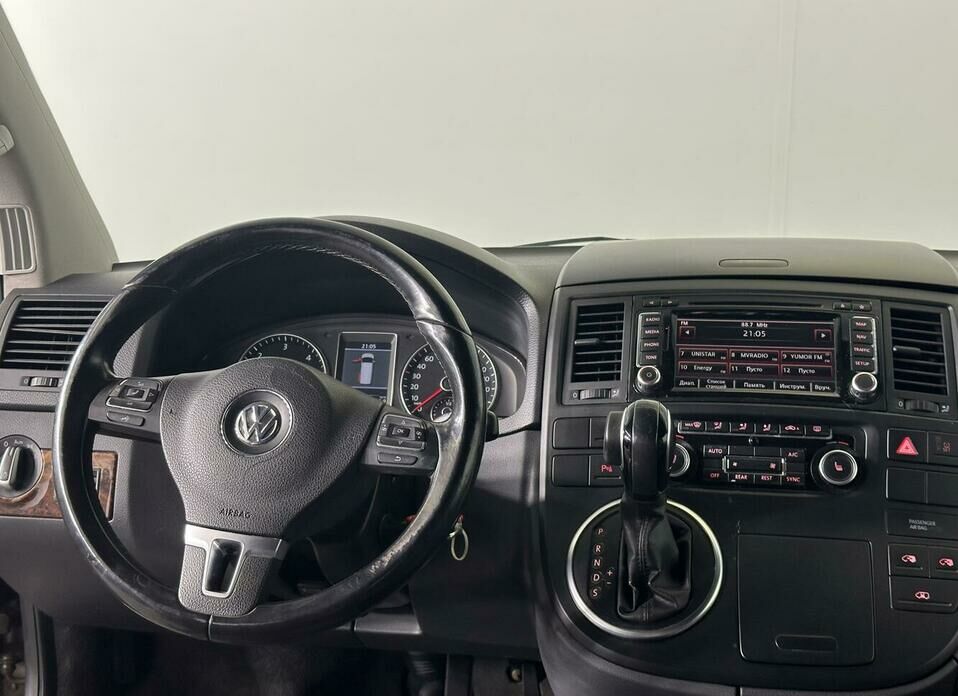 Volkswagen Multivan 2.0d AMT (180 л.с.)