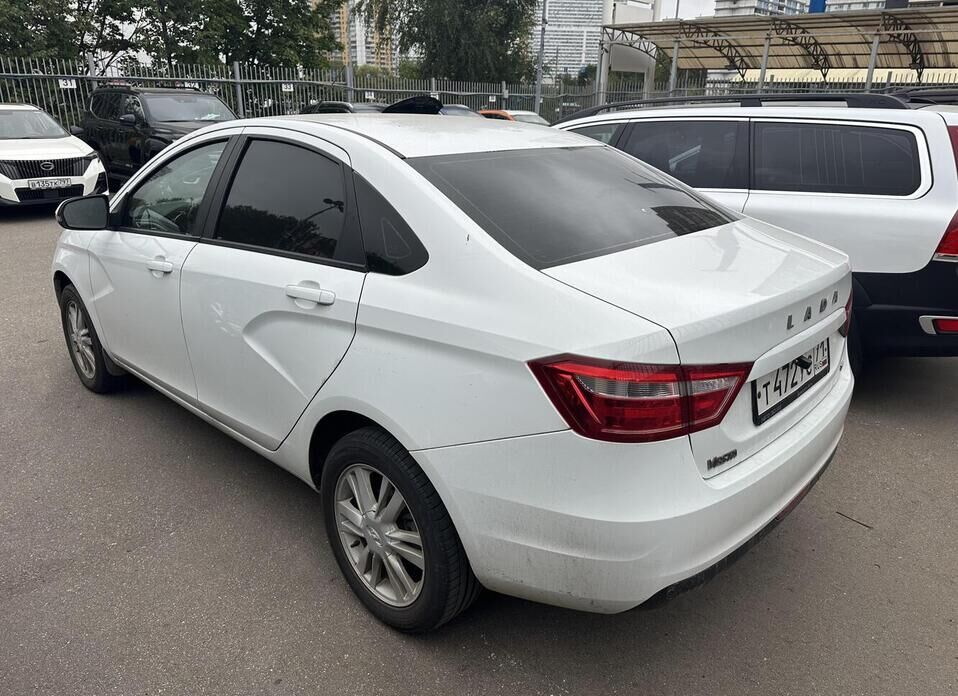 LADA (ВАЗ) Vesta 1.8 MT (122 л.с.)