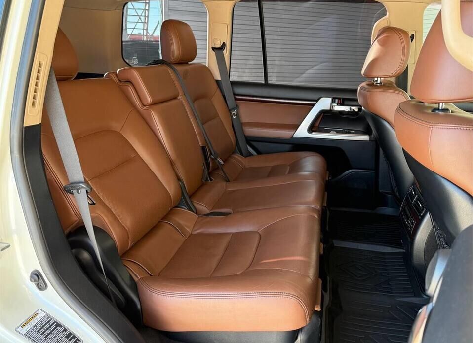 Toyota Land Cruiser, 200 Series Рестайлинг 1 4.5d AT (235 л.с.) 4WD