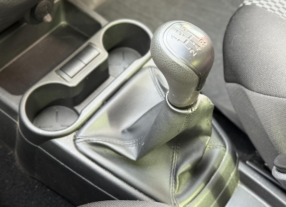 LADA (ВАЗ) Granta, I Рестайлинг 1.6 MT (87 л.с.)