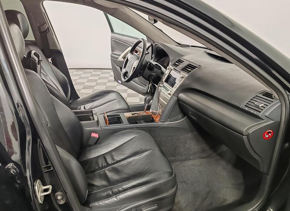 Toyota Camry, VI (XV40) 2.4 AT (167 л.с.)