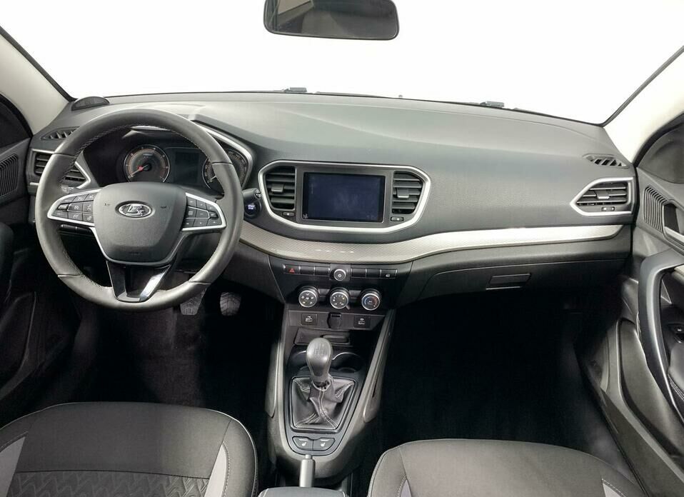 LADA (ВАЗ) Vesta 1.6 MT (106 л.с.)