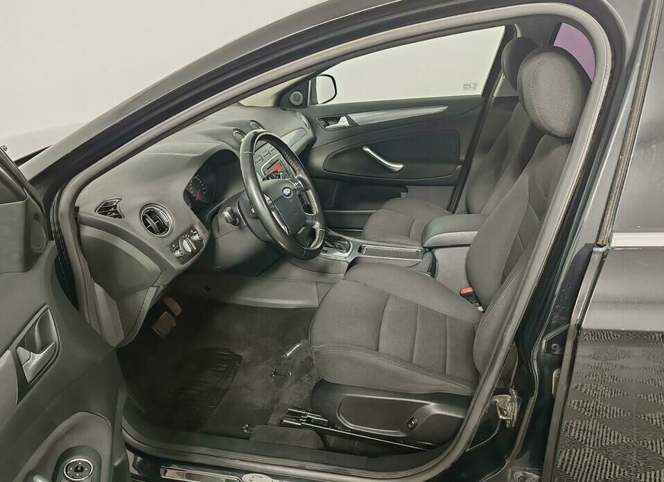 Ford Mondeo 2.0 AMT (200 л.с.)