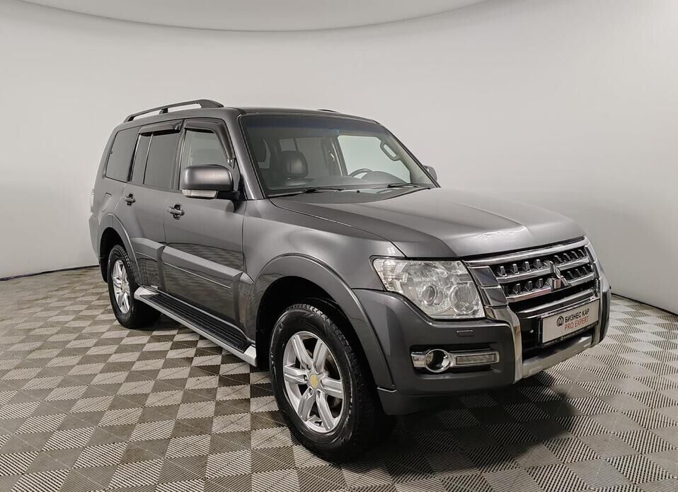 Mitsubishi Pajero, IV Рестайлинг 2 3.0 AT (174 л.с.) 4WD
