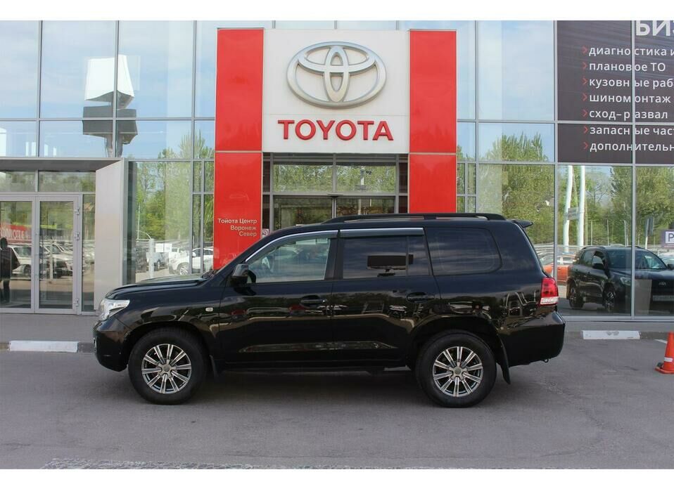 Toyota Land Cruiser 4.5d AT (235 л.с.) 4WD