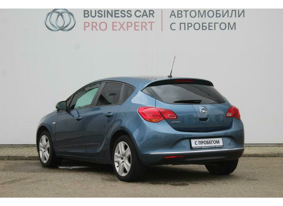 Opel Astra 1.6 AT (115 л.с.)