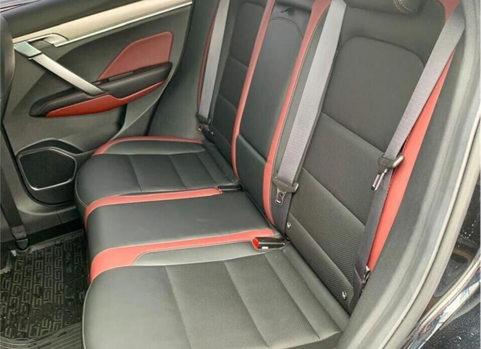 Geely Coolray 1.5 AMT (150 л.с.)