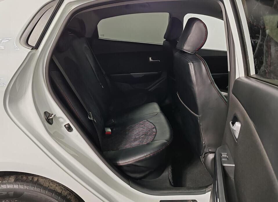 Kia Rio 5-speed 1.6 MT (123 л.с.)