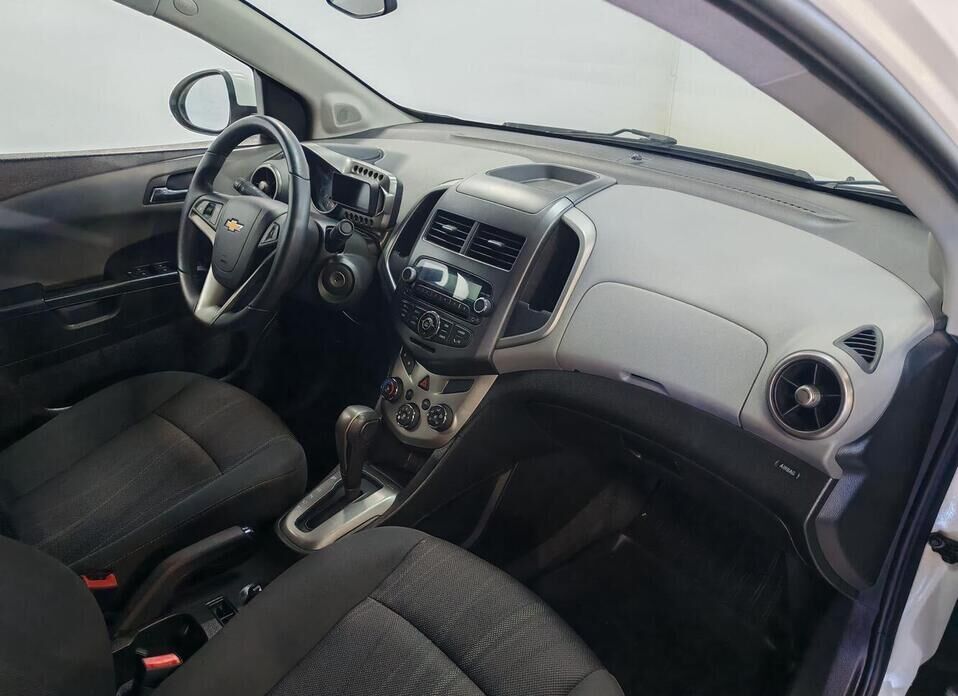 Chevrolet Aveo, II 1.6 AT (115 л.с.)