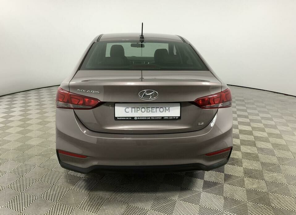 Hyundai Solaris 1.6 MT (123 л.с.)