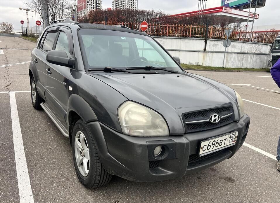 Hyundai Tucson, I 2.0 AT (140 л.с.) 4WD